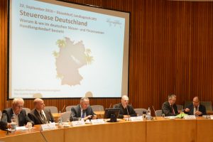 Diskussion im Saal der SPD-Landtagsfraktion NRW.